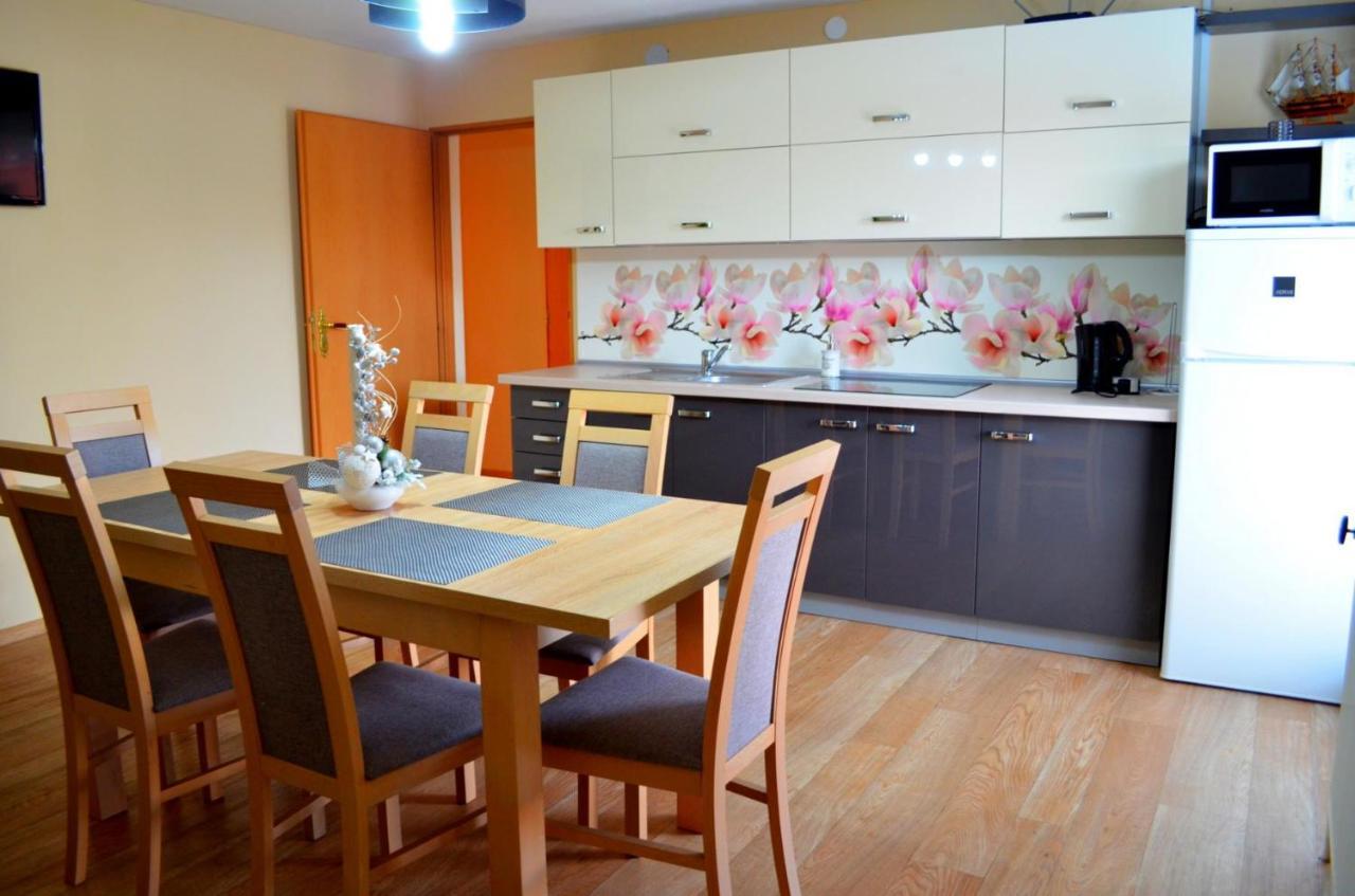 Apartmany Riviera A Chalupa Riviera Liptov, Bešeňová Exteriér fotografie