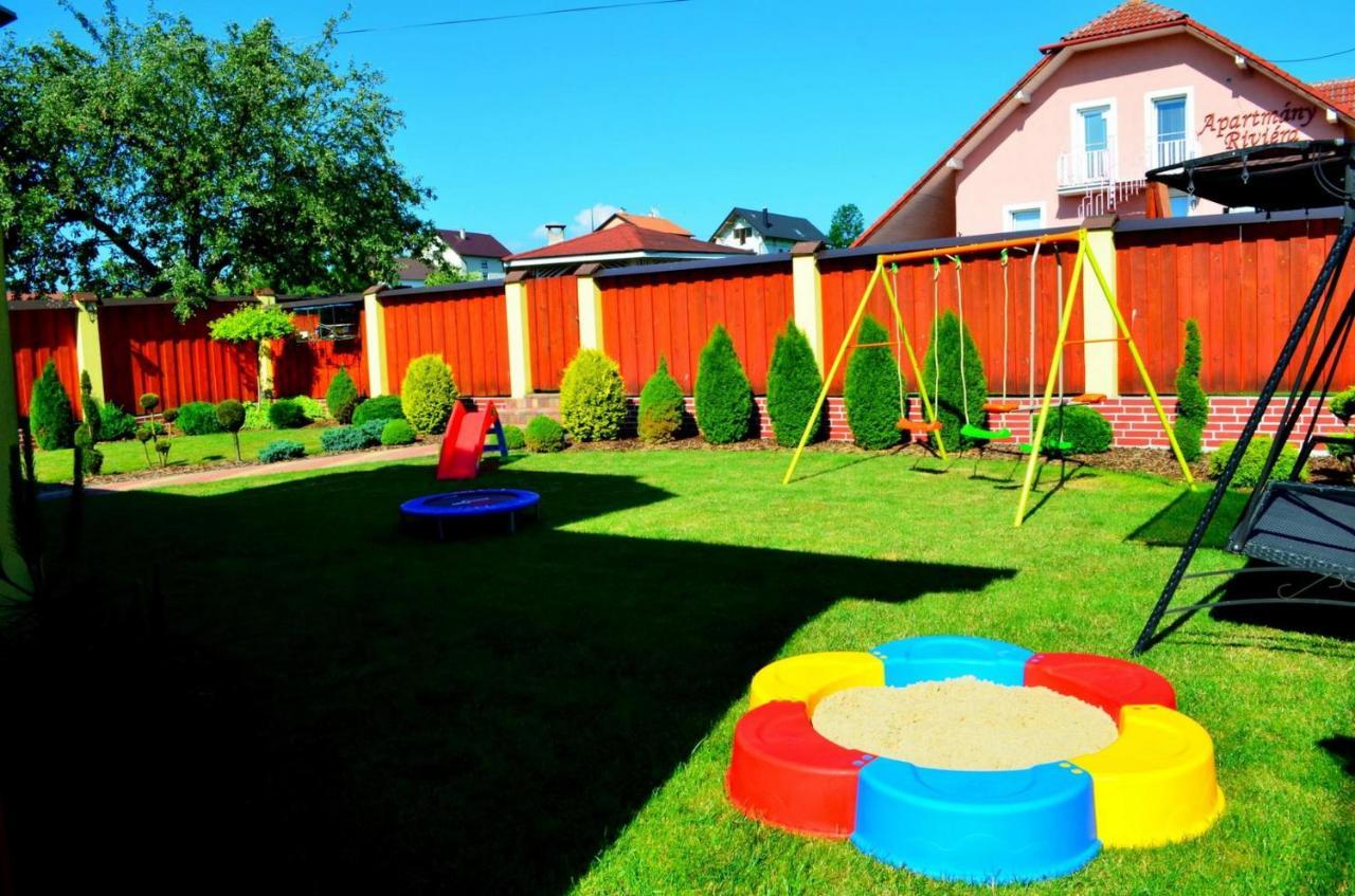 Apartmany Riviera A Chalupa Riviera Liptov, Bešeňová Exteriér fotografie