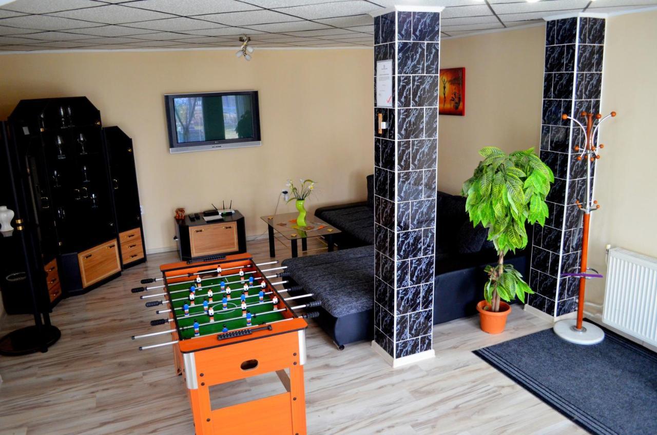 Apartmany Riviera A Chalupa Riviera Liptov, Bešeňová Exteriér fotografie