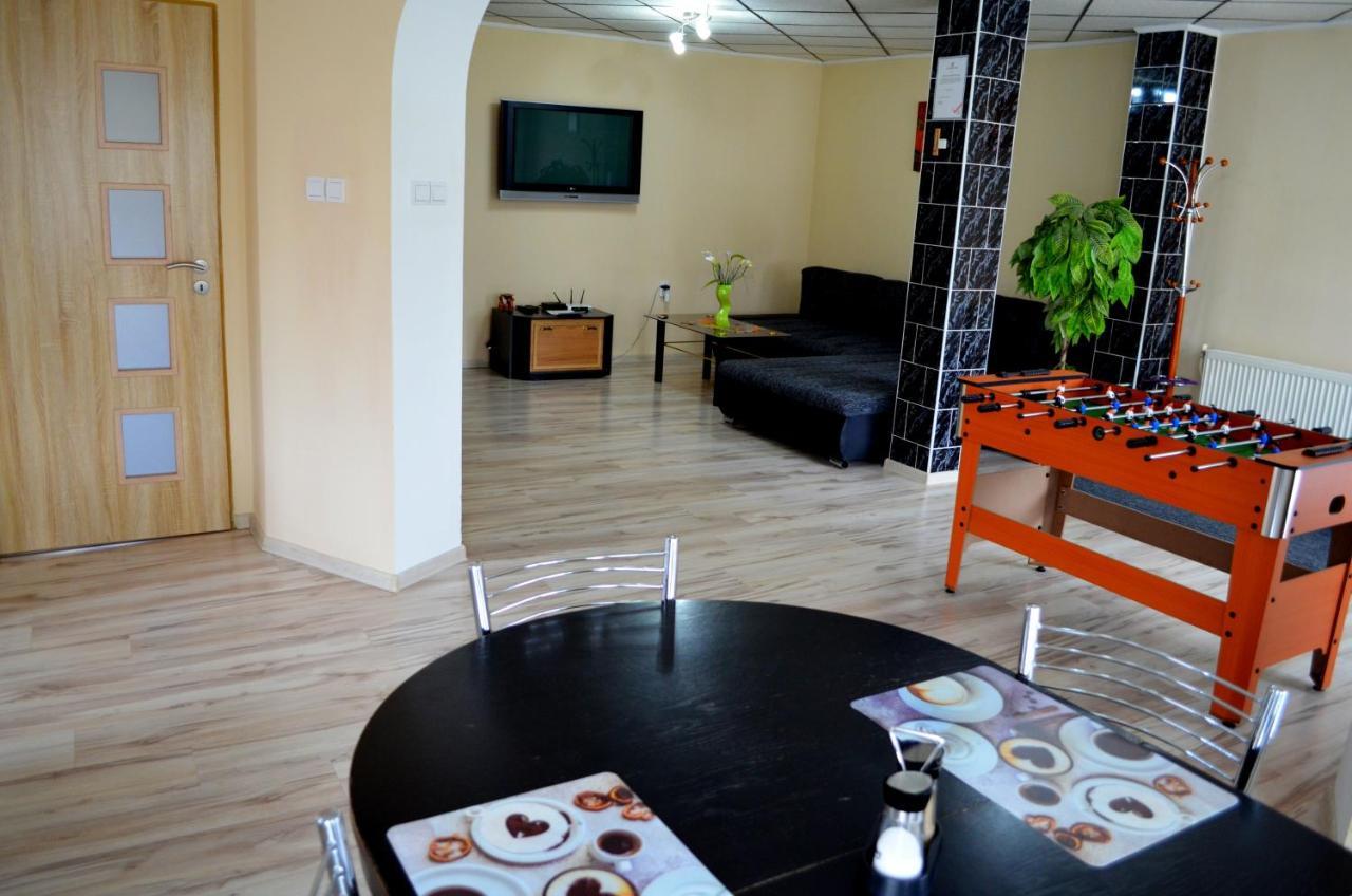 Apartmany Riviera A Chalupa Riviera Liptov, Bešeňová Exteriér fotografie