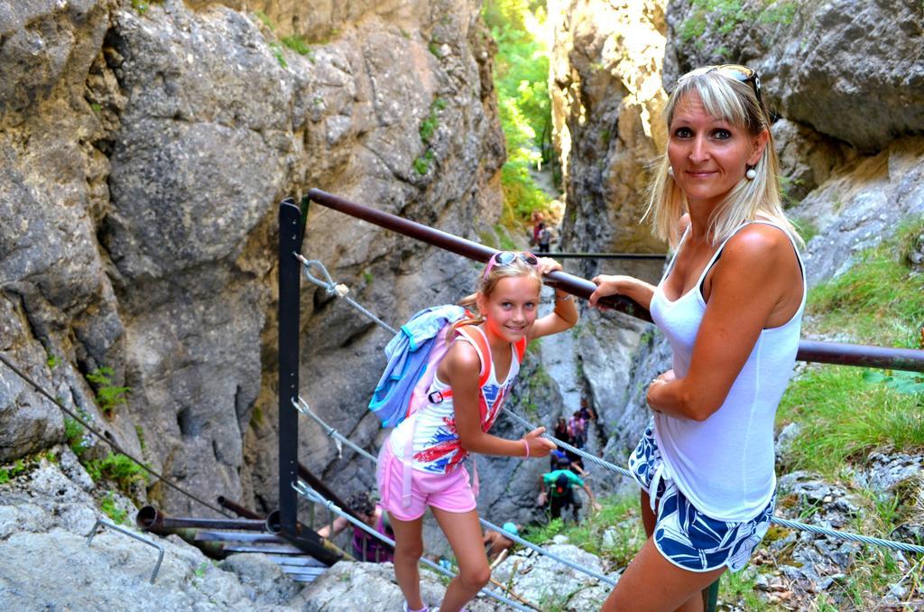 Apartmany Riviera A Chalupa Riviera Liptov, Bešeňová Exteriér fotografie